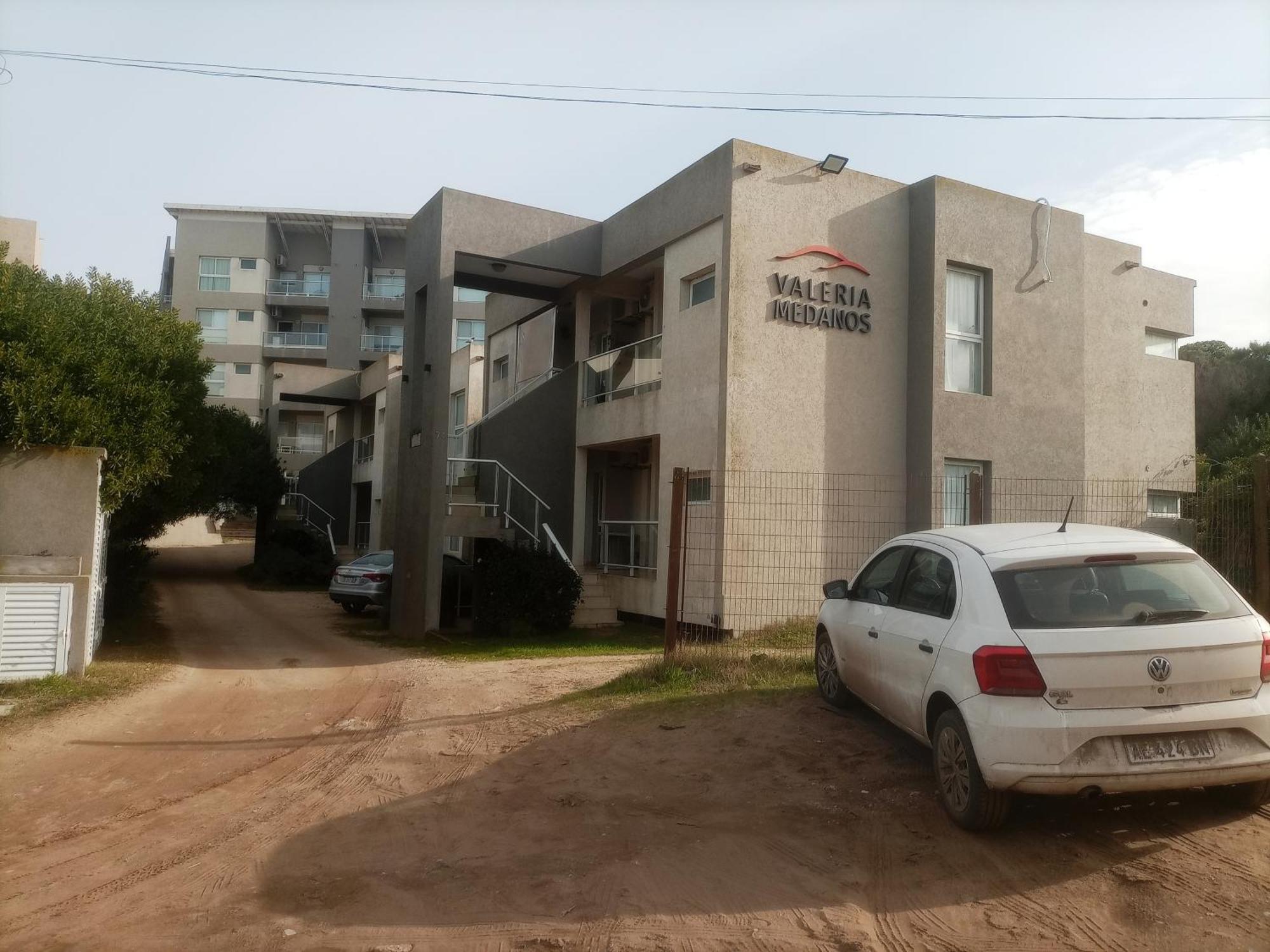 Apartment Valeria Medanos *